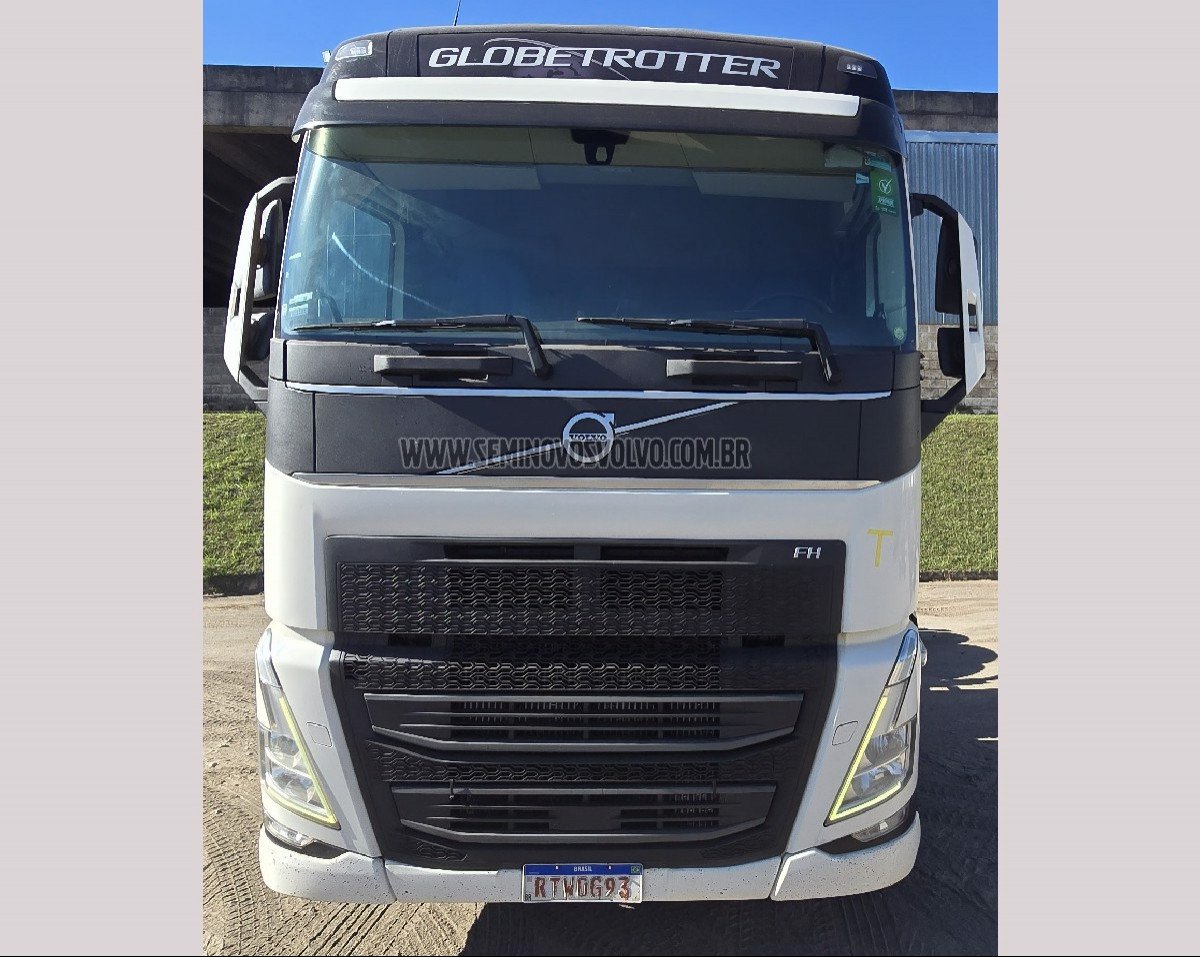 VOLVO FH-460 GLOBETROTTER 6x2 2p 2022 em SETE LAGOAS/MG