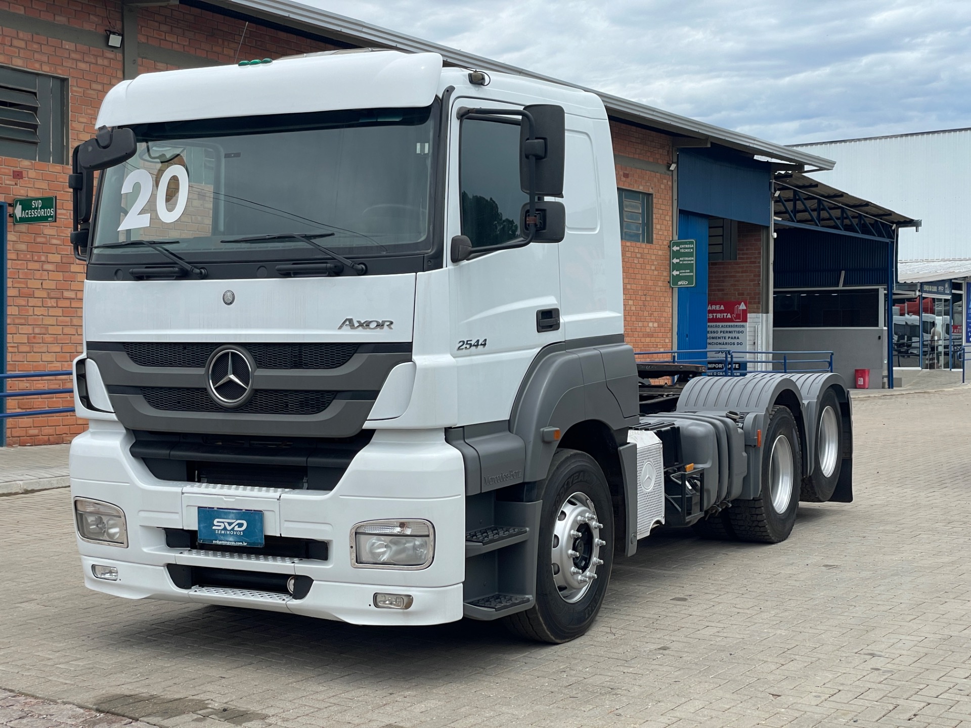 MERCEDES-BENZ Axor 2544 S/LS 6x2 2p (diesel) (E5)