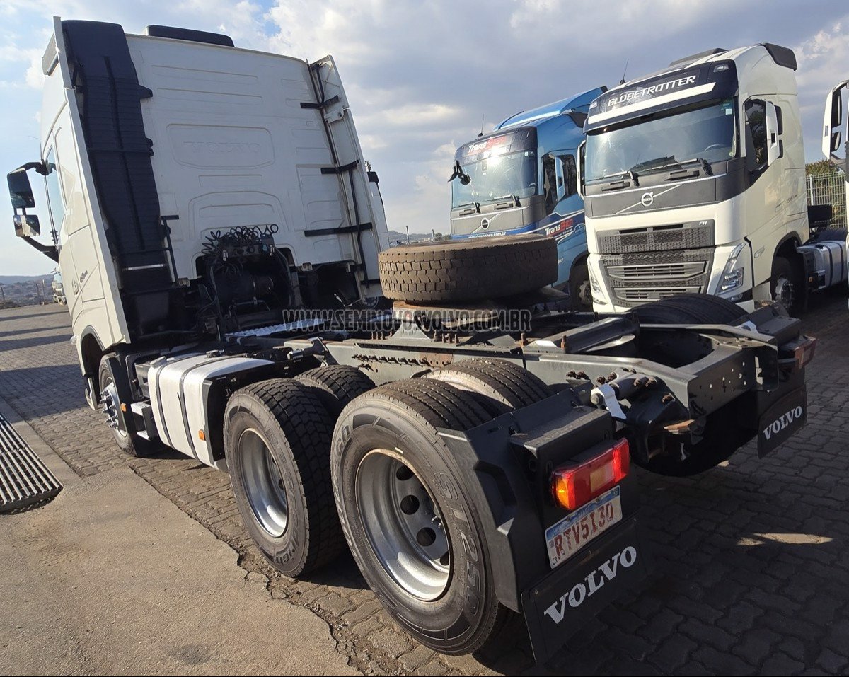 VOLVO FH-460 GLOBETROTTER 6x2 2p (diesel) (E5) 2022