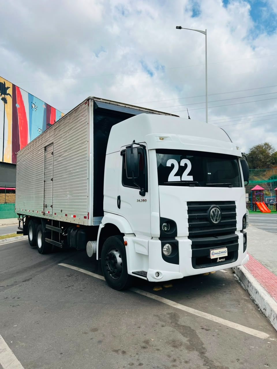 VOLKSWAGEN 24-280 E Constel. 6x2 2p (diesel)(E5) 2022
