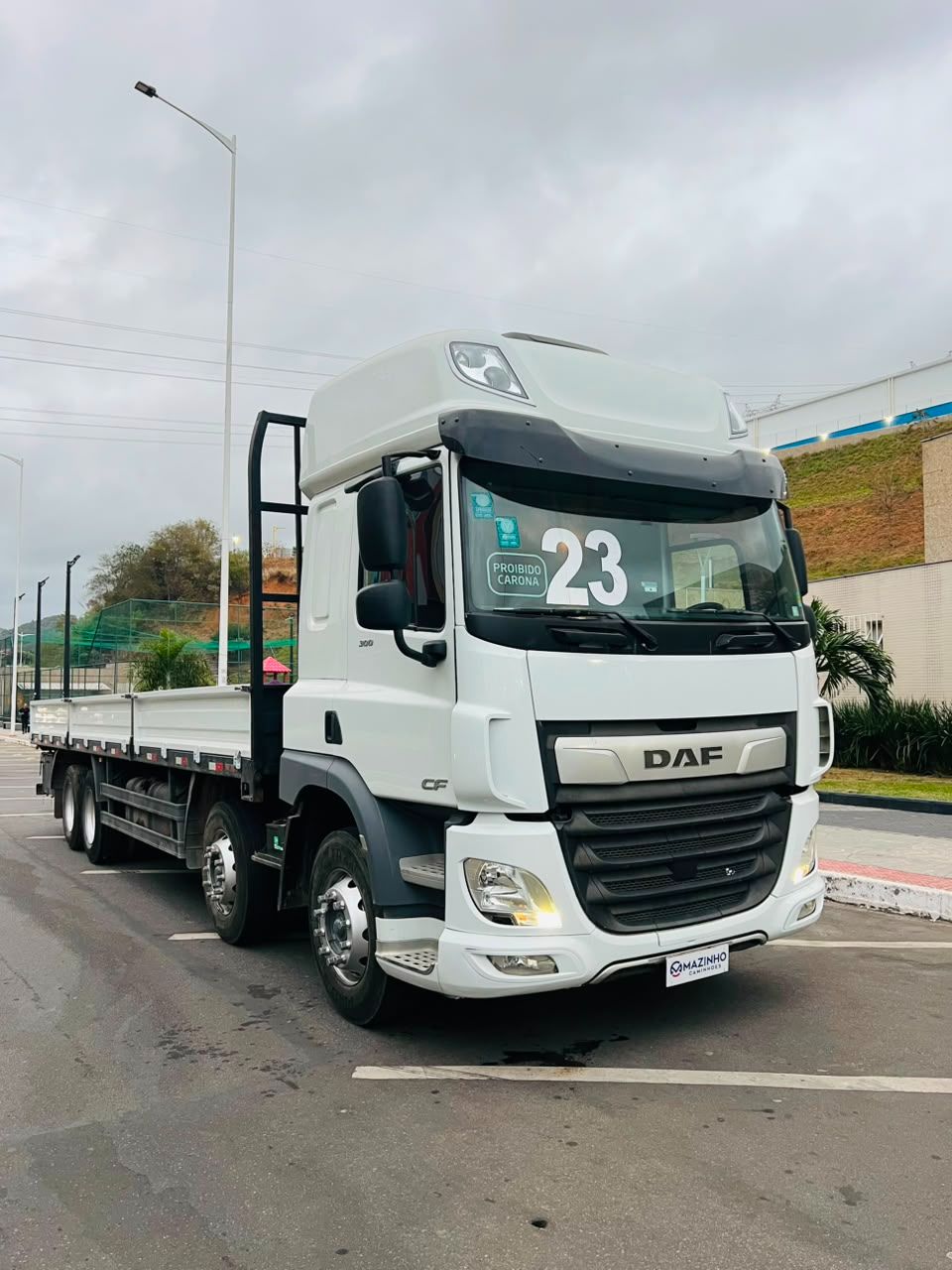 DAF CF FAC 300 8X2 Space Cab Aut (Die)(E5) 2023