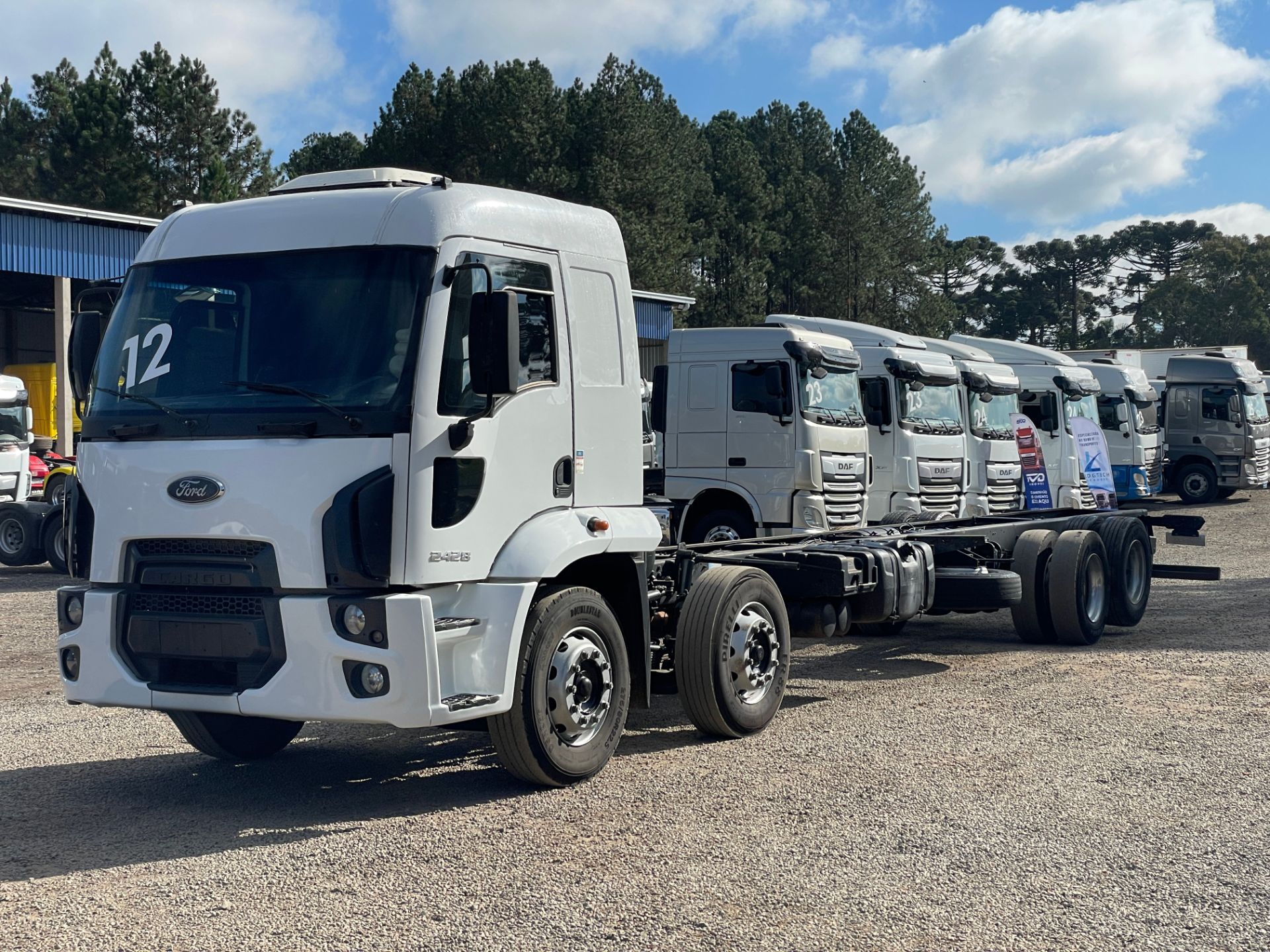 FORD CARGO 2428 E T 8x2 2p (diesel) 2012