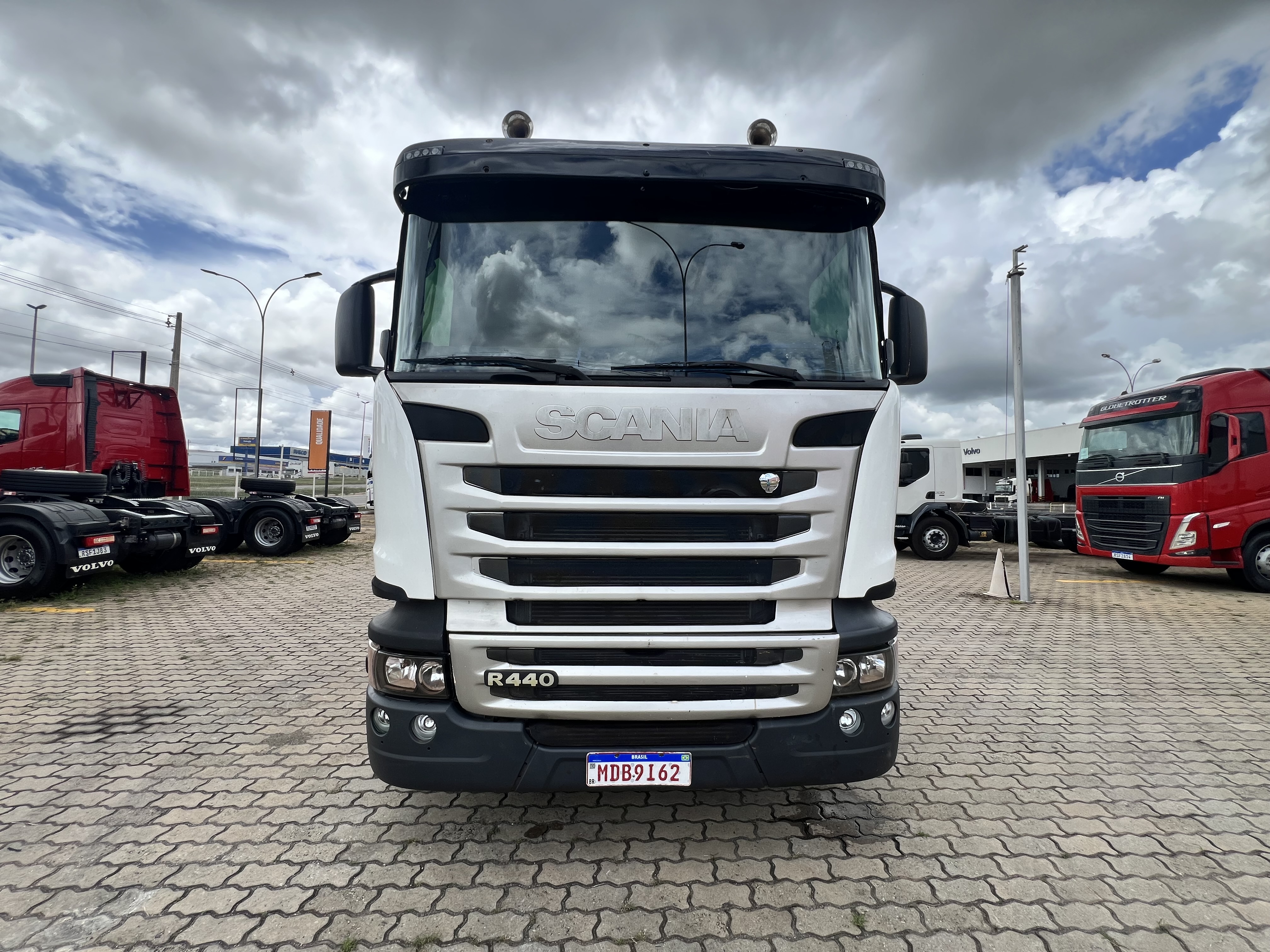 SCANIA R-440 A 6x4 2p (diesel) (E5) 2014