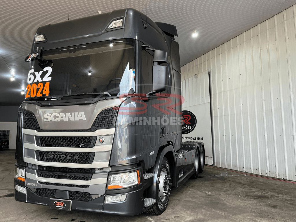 SCANIA R-460 A 6x2 2p (diesel)(E6) 2024 Cinza, 229.168 km, R$ 760.000 - LUCAS DO RIO VERDE