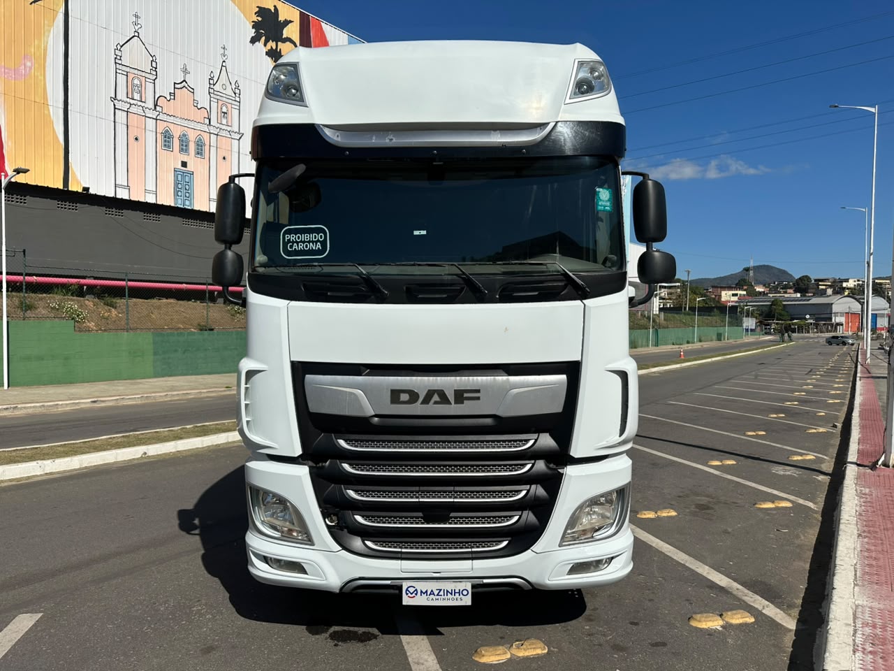 DAF XF FTS480 6x2 Super Space Cab (die)(E5) 2021 Branco, 614.000 km, R$ 384.000 - VIANA