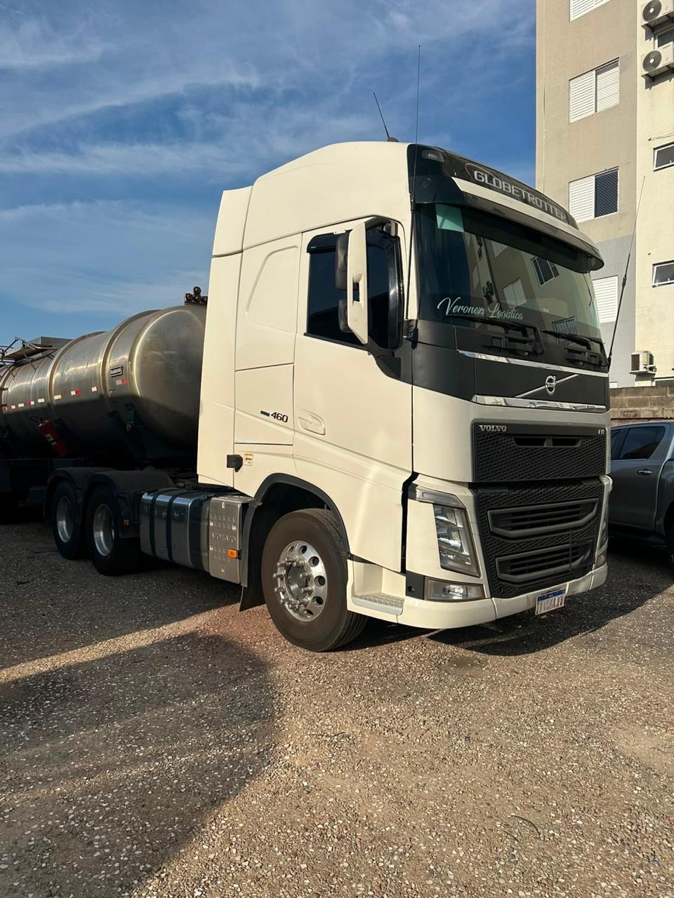 VOLVO FH-460 GLOBETROTTER 6x2 2p (diesel) (E5)