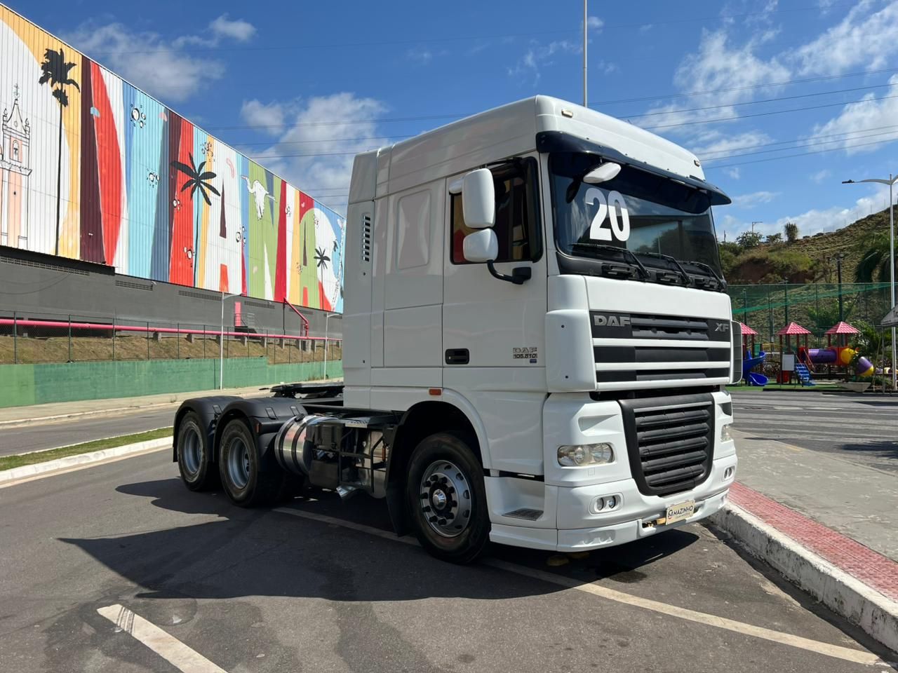 DAF XF 105 FTT 510 6x4 2020 em Viana/ES