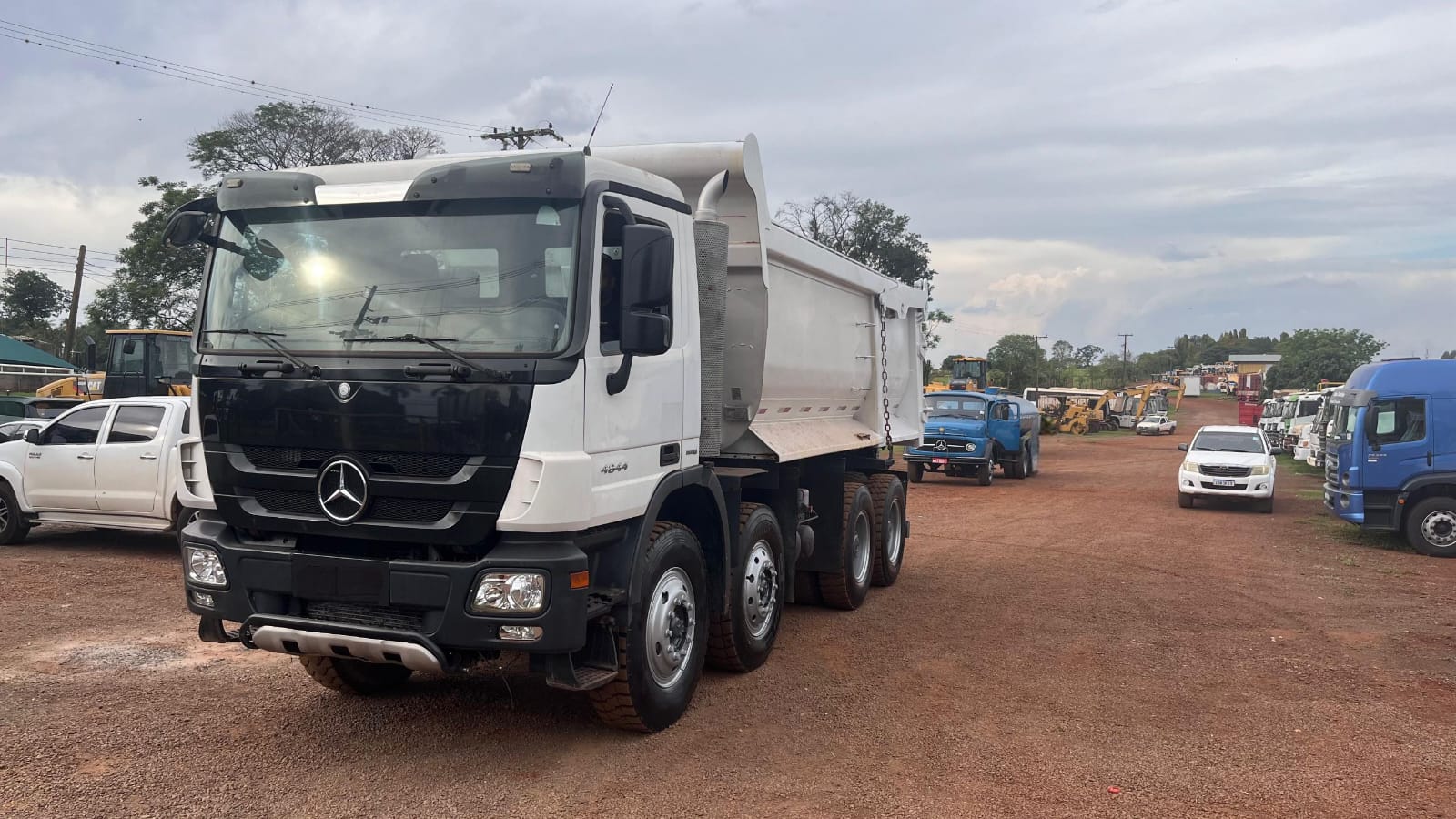 MERCEDES-BENZ Actros 4844 K 8x4 2p (diesel) (E5) 2015