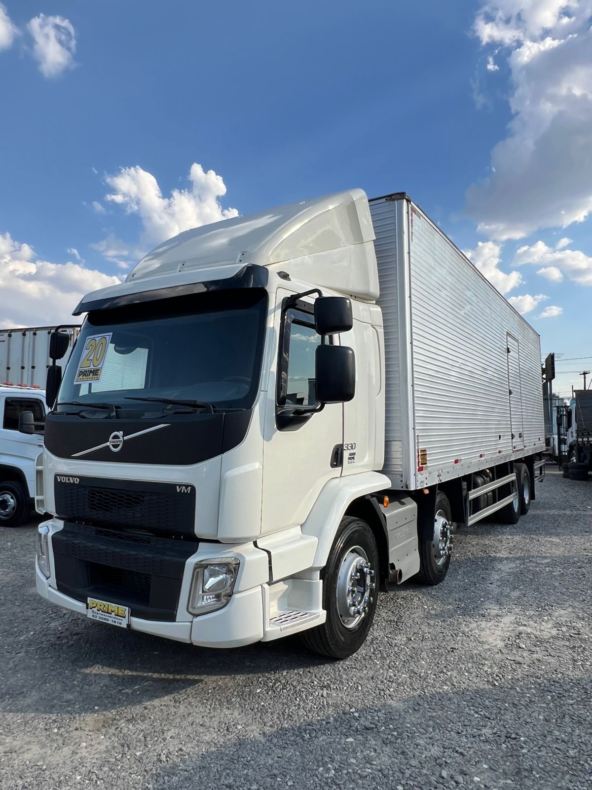 VOLVO VM 330 8x2 2p (diesel) (E5) 2020