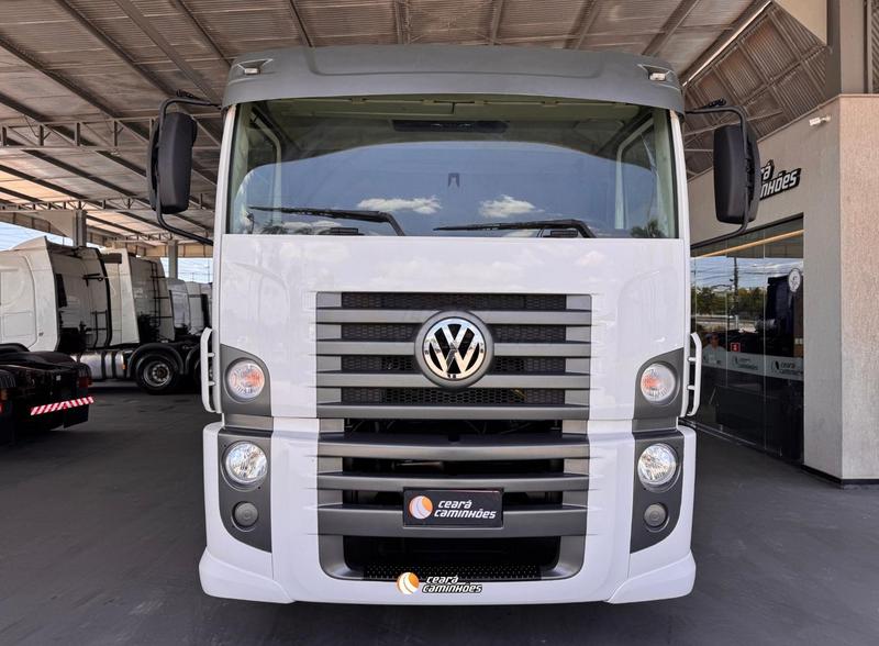 VOLKSWAGEN 19-330 E Constellation 2p (diesel)(E5) 2013