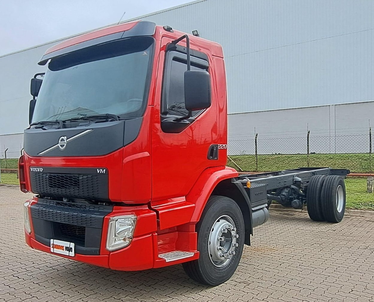 VOLVO VM 220 4x2 2p (diesel) (E5) 2021