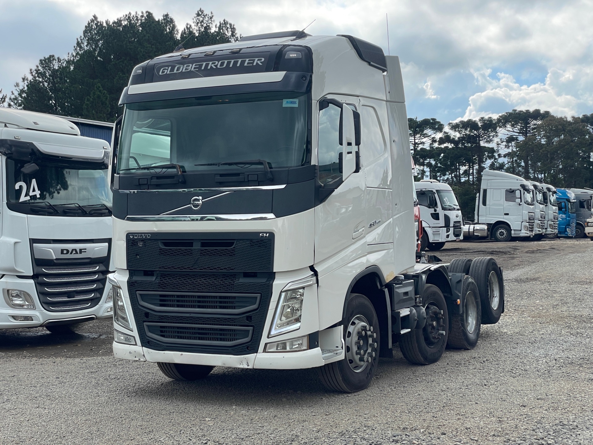 VOLVO FH-460 GLOBETROTTER 8x2 2p (diesel)(E5) 2016