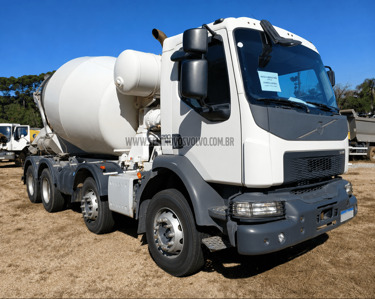 VOLVO VM 290 8X4 2p (diesel) (E6) 2024